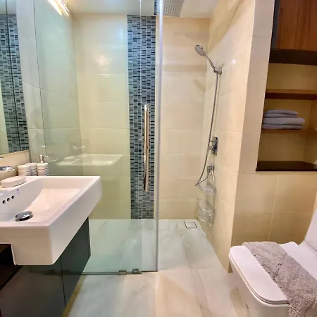 Escape Condominiums Beachfront Suites - Mae Phim Rayong Exterior photo