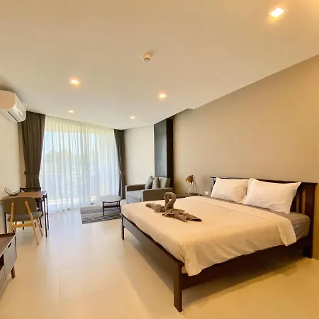 Escape Condominiums Beachfront Suites - Mae Phim Rayong Exterior photo