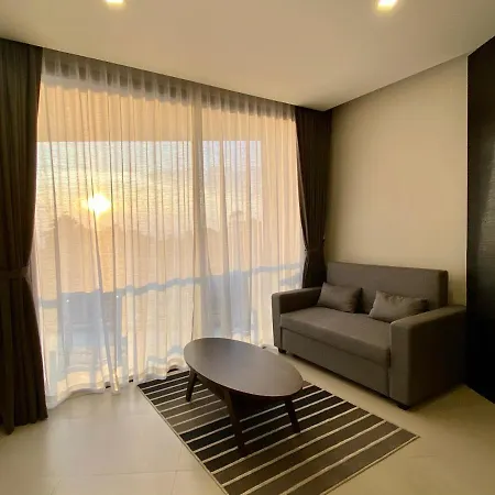 Escape Condominiums Beachfront Suites - Mae Phim Rayong Exterior photo