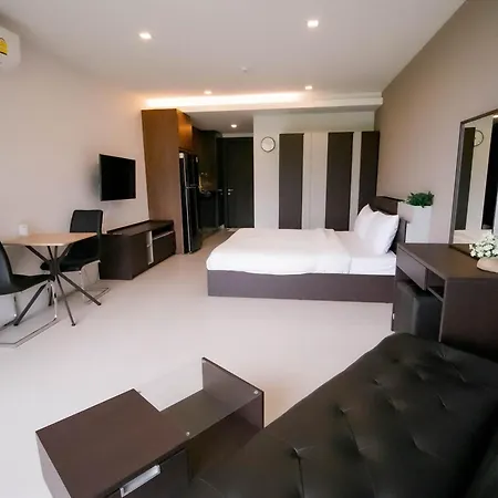 Escape Condominiums Beachfront Suites - Mae Phim Rayong Exterior photo