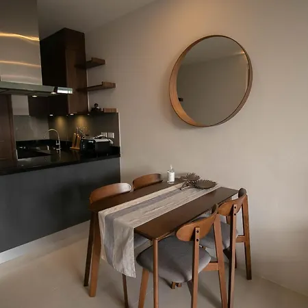 Escape Condominiums Beachfront Suites - Mae Phim Rayong Exterior photo