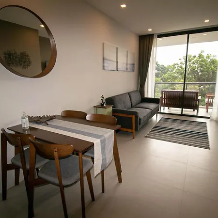 Escape Condominiums Beachfront Suites - Mae Phim Rayong Exterior photo