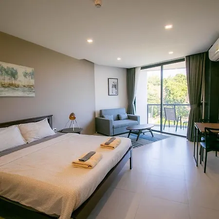 Escape Condominiums Beachfront Suites - Mae Phim Rayong Exterior photo