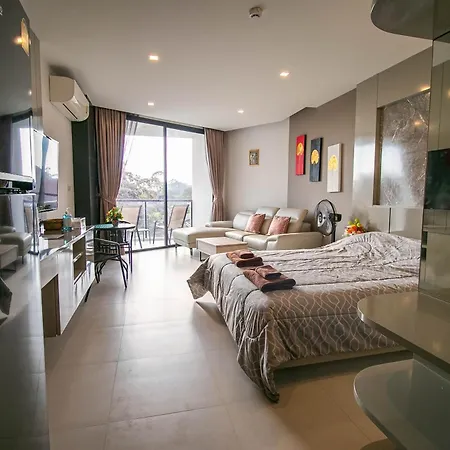 Escape Condominiums Beachfront Suites - Mae Phim Rayong Exterior photo