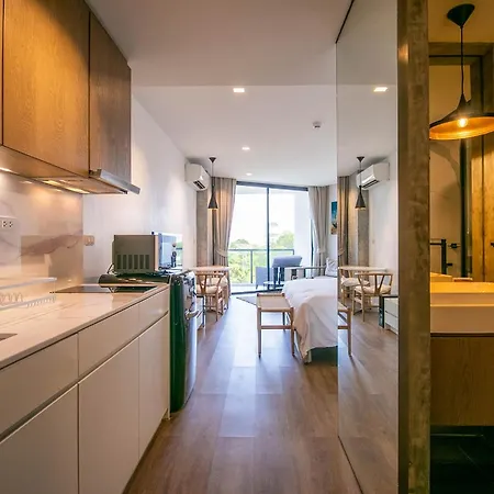 Escape Condominiums Beachfront Suites - Mae Phim Rayong Exterior photo