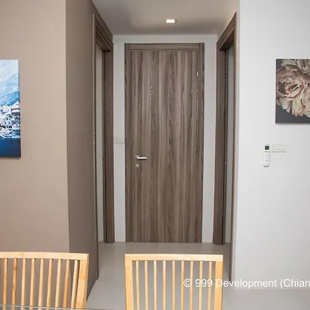 Escape Condominiums Beachfront Suites - Mae Phim Rayong Exterior photo
