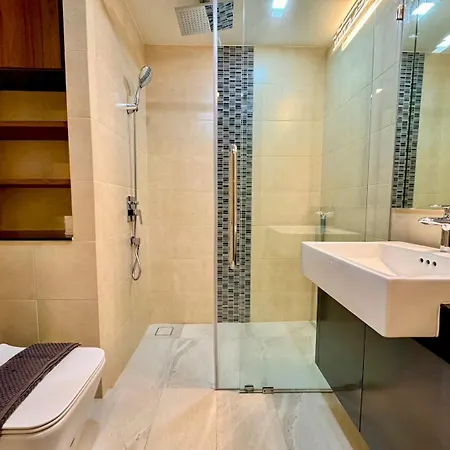 Escape Condominiums Beachfront Suites - Mae Phim Rayong Exterior photo