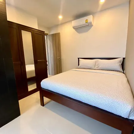 Escape Condominiums Beachfront Suites - Mae Phim Rayong Exterior photo