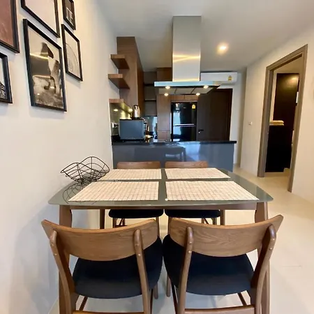 Escape Condominiums Beachfront Suites - Mae Phim Rayong Exterior photo