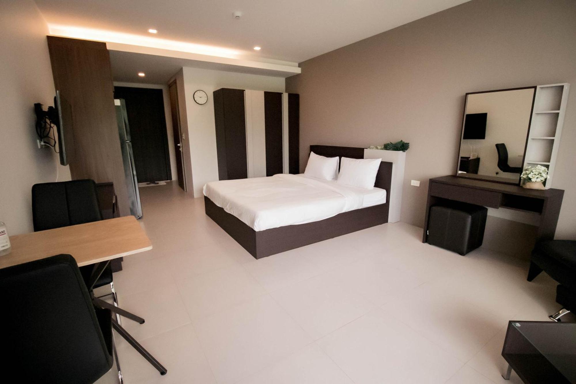 Escape Beachfront - Mae Phim Apartment Rayong