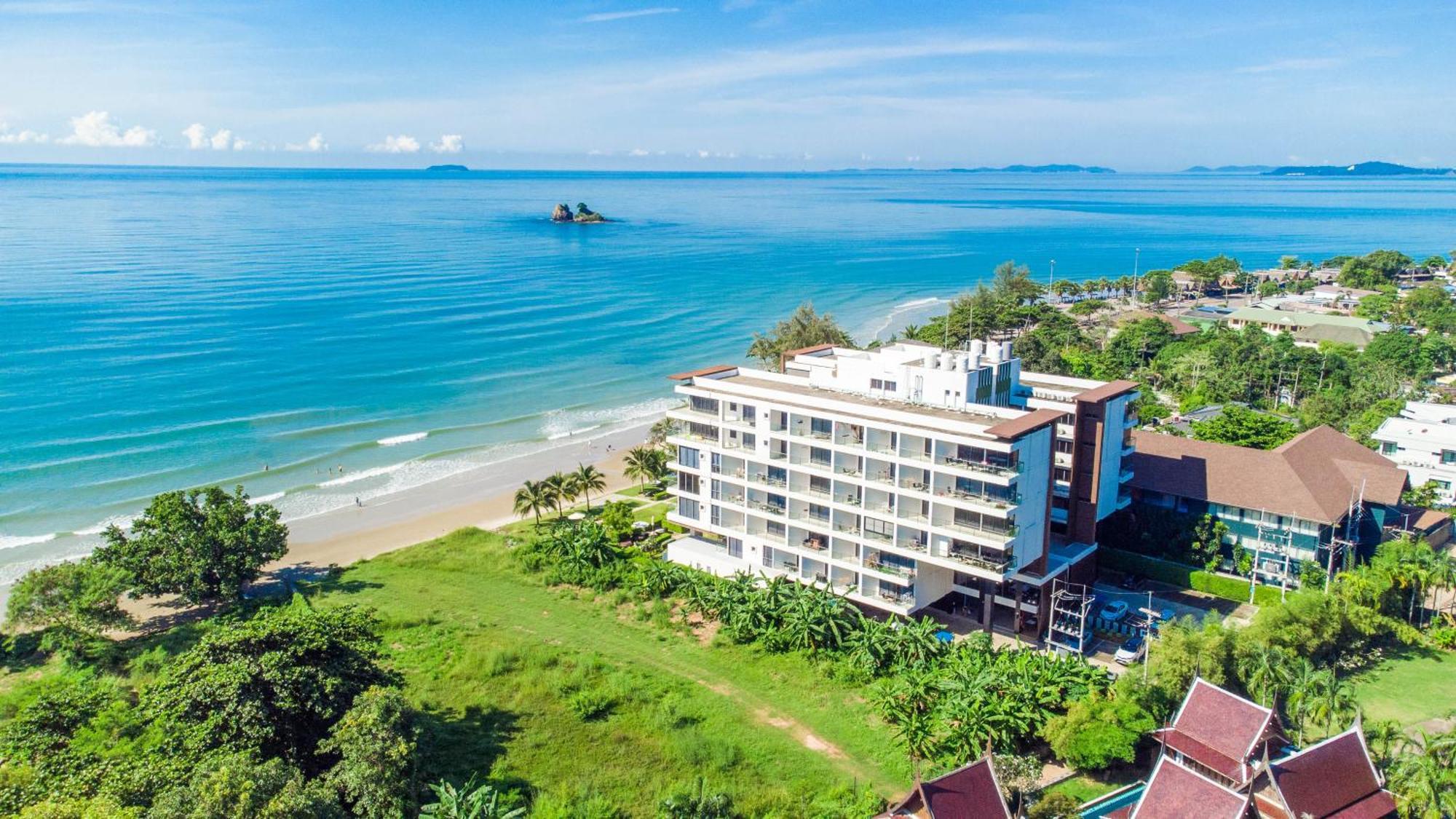 Escape Beachfront - Mae Phim Apartment *