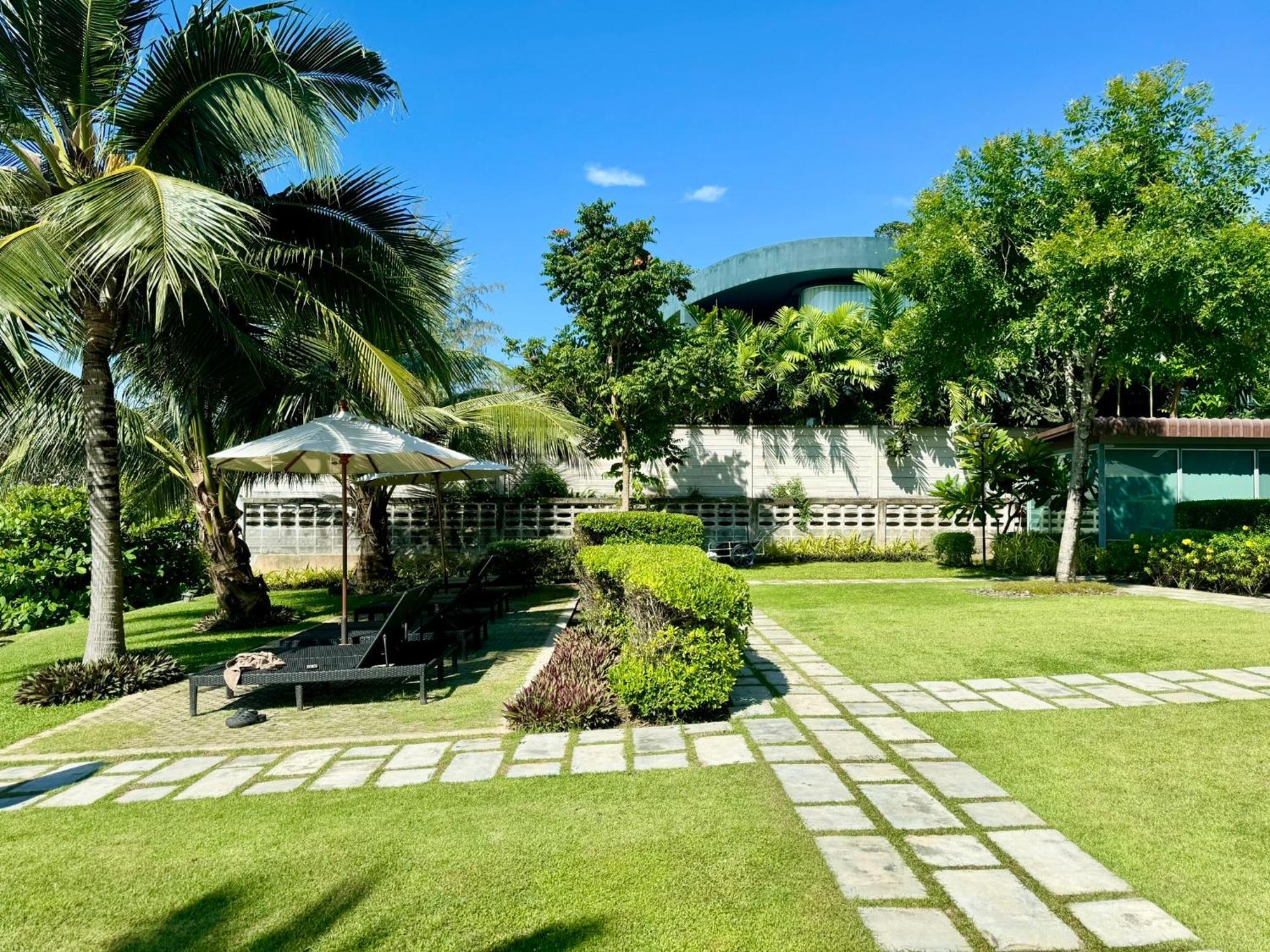 Apartment Escape Beachfront - Mae Phim